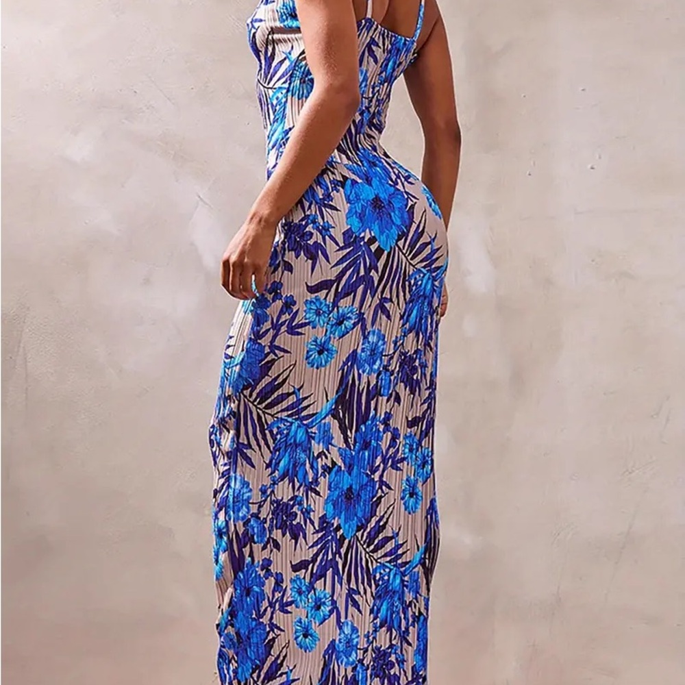 NEW - Resort Blue & Tan Floral Maxi Dress
